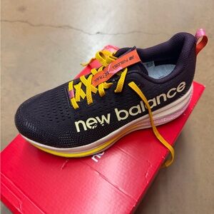 New Balance Fuelcell